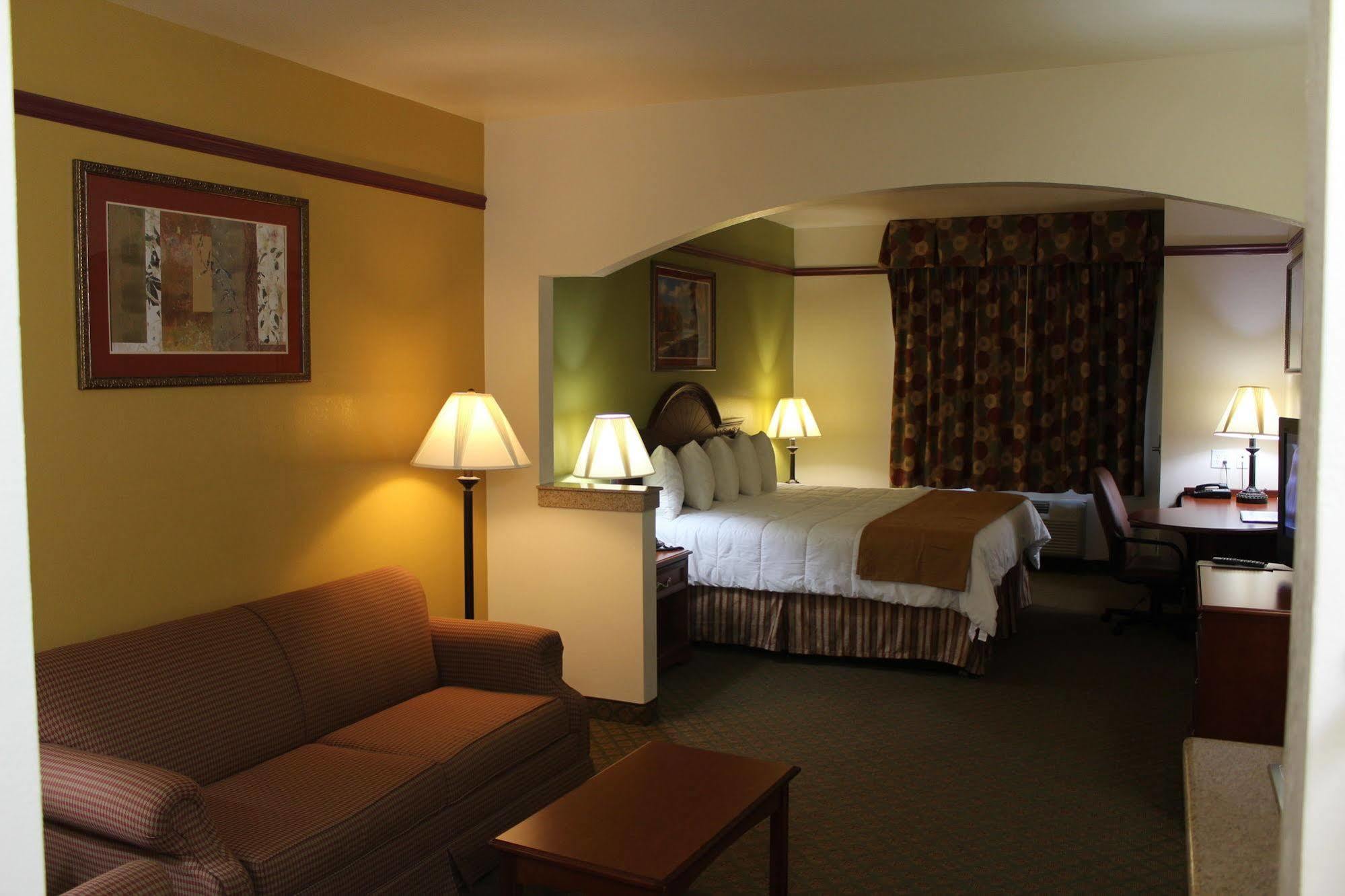 Budget Host Inn And Suites Cameron Kültér fotó